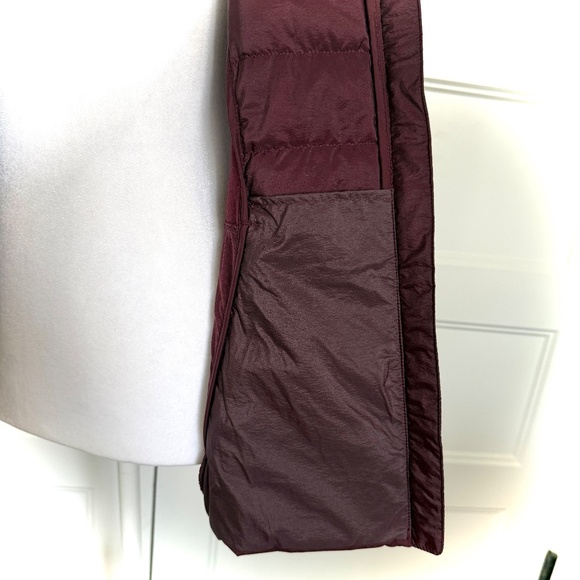 Lululemon Down For It All Vest Size 6 NWOT Cassis - Picture 6 of 12